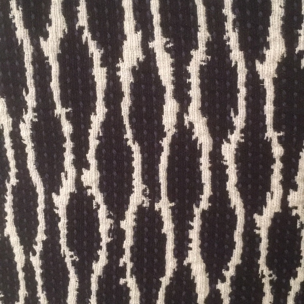 LOFT Graphic Print “Riviera” Shorts - Picture 2 of 2